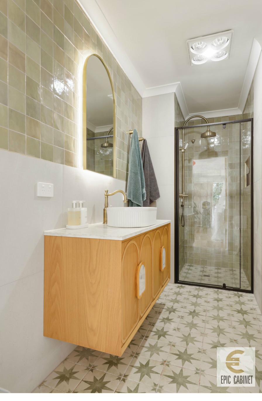 Coastal-style kitchen Vermont — white shaker cabinets with butcher block island